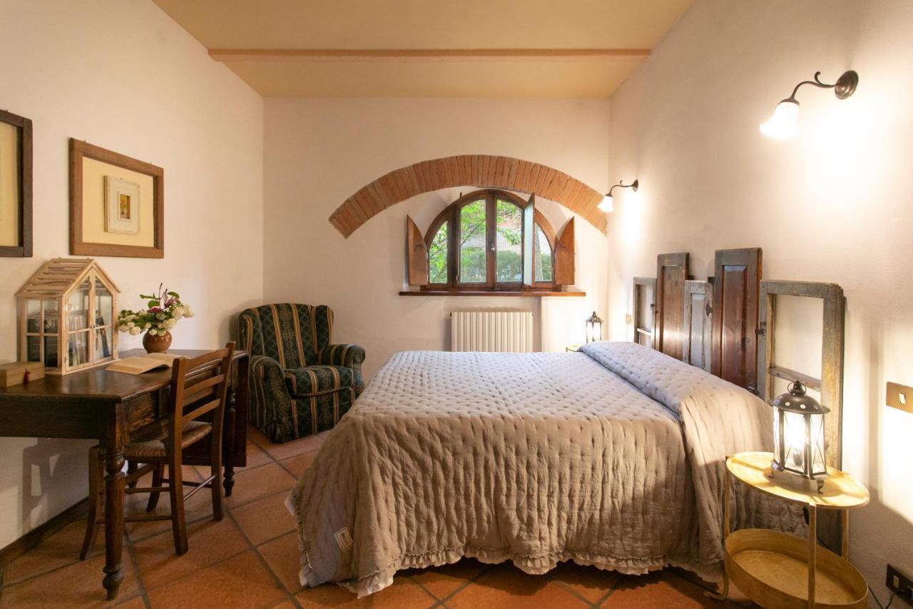 Agriturismo Poggio Salvi โซวิชิลเล ภายนอก รูปภาพ