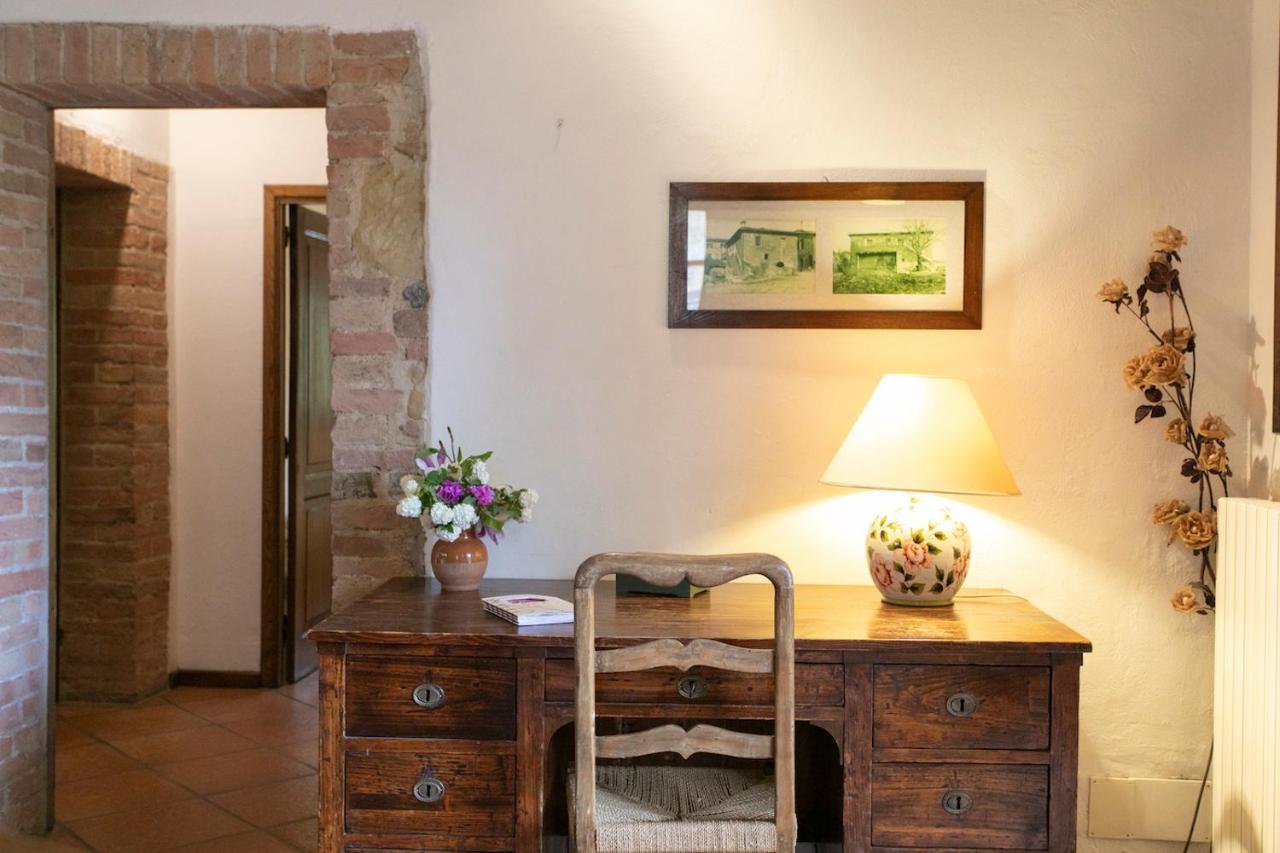 Agriturismo Poggio Salvi โซวิชิลเล ภายนอก รูปภาพ